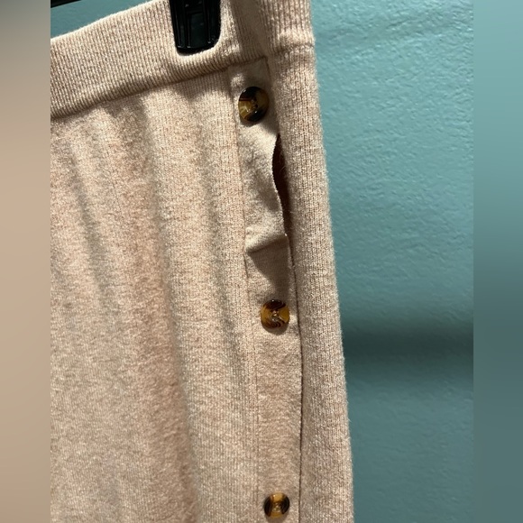 Two piece Sweater and Skirt by Polygram from Henly - Size LARGE - Picture 4 of 9